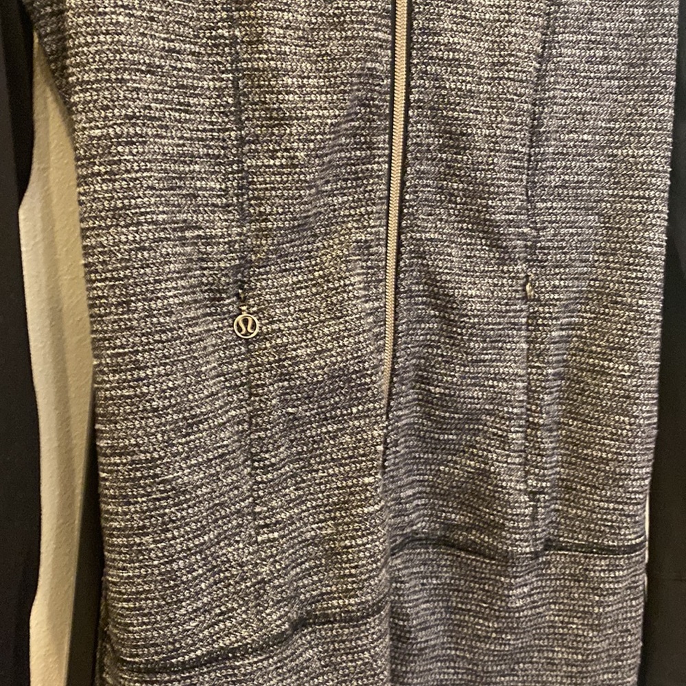 Lululemon Jacket! - Picture 4 of 6